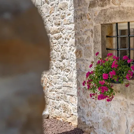 Ivea Villa